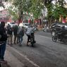 Sebagian Jalan M Jasin Cimanggis Depok Rusak, Pengendara Motor Sering Jatuh