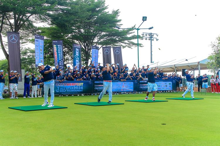 Turnamen Oktoberfest yang digelar oleh komunitas pemilik Mercedes-Benz