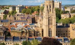 3 Universitas di Inggris dengan Beasiswa Kuliah 2026, Termasuk Beasiswa Penuh