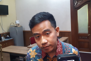 contoh kalimat thesis statement Soal Status Jokowi di PDI-P, Gibran: Ditanyakan ke PDI-P, Jangan ke Saya