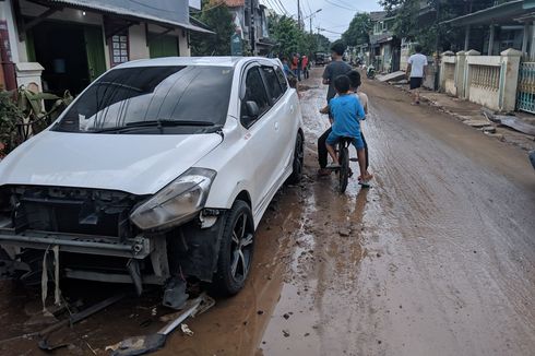 Sampah Akibat Banjir di Kota Tangerang Mencapai 2.100 Ton Per Hari