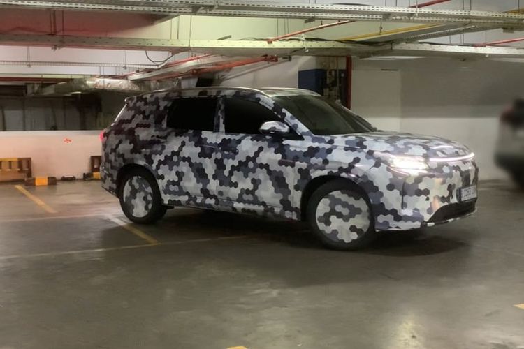 Mobil Listrik Baru DFSK Tertangkap Kamera, Diduga DFSK E5 Plus