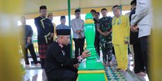 Peringati HUT Ke-65, Pemkab Bulungan Gelar Tradisi Biduk Bebandung dan Ziarah Makam Sultan