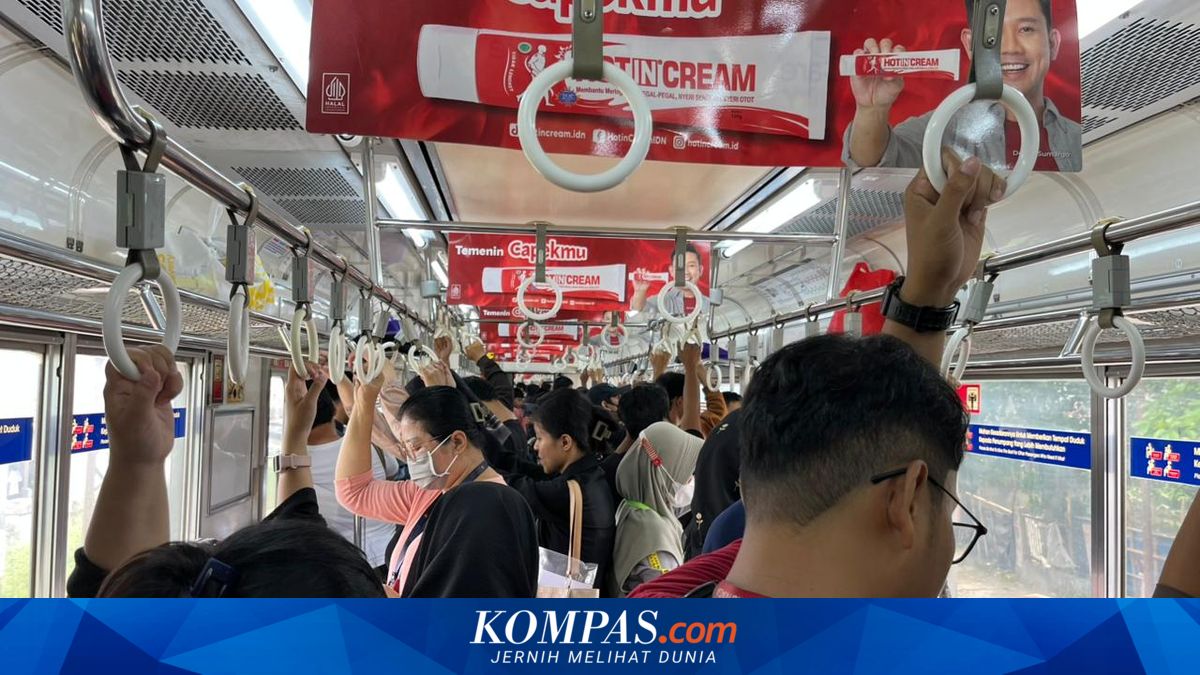 KRL Bogor Paling Terpadat, KAI Persiapkan Gerbong Besar