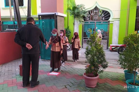 128 Siswa SDN Pademangan Barat 11 Ikuti PTM Terbatas dengan Prokes Ketat