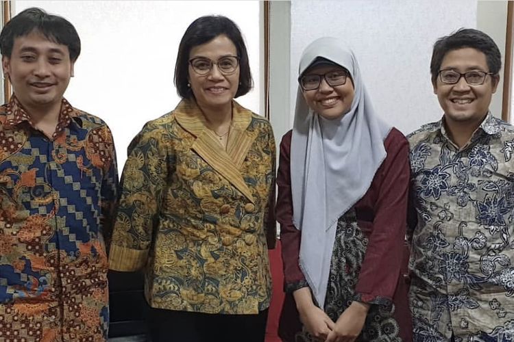 Menteri Keuangan RI, Sri Mulyani menjadi penguji sidang skripsi mahasiswa FEB UI, Selasa (18/6/2019).