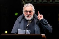 Robert De Niro Ikut Unjuk Rasa Anti Donald Trump di New York