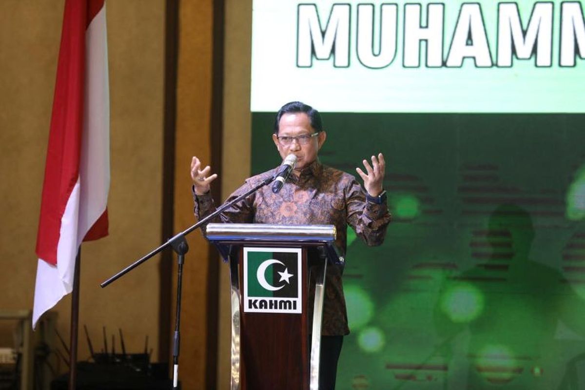 Mendagri Muhammad Tito Karnavian menghadiri Pertemuan Regional KAHMI se-Sumatera di Swiss-Belhotel Harbour Bay Batam, Kepulauan Riau (Kepri), Sabtu (20/9/2025). 
