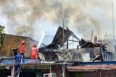 Kebakaran Hanguskan Rumah dan Warung Makan di Dekat Pelabuhan Paotere Makassar