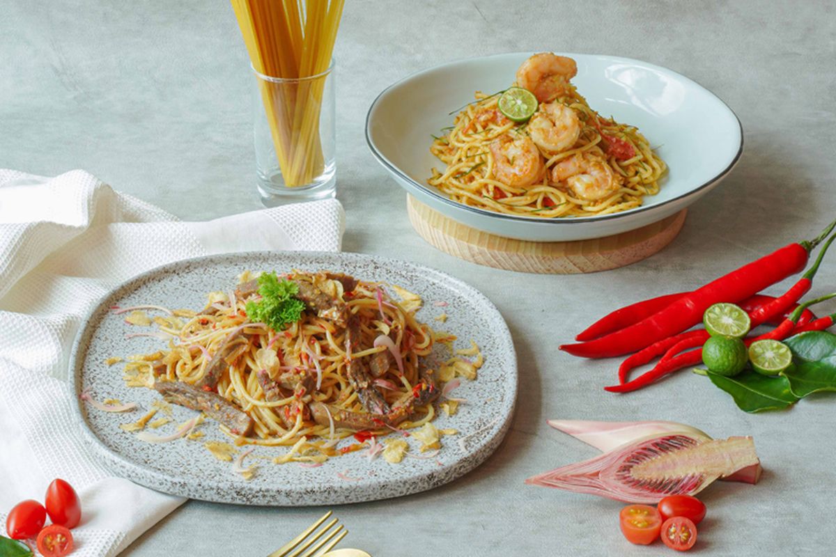 Tampilan menu Pasta Lidah Sambal Kecombrang dan Pasta Udang Daun Jeruk.