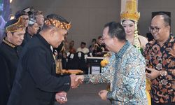 'Long Service Award', Humanisasi di Tengah Era Transaksional