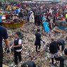 Warga Lampung dan Pandawara Group Bersihkan Pantai Sukaraja, Disebut Terkotor Nomor 2 di Indonesia