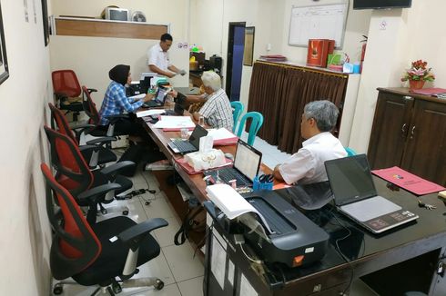 Bidan Istri Polisi yang Digerebek Suaminya Berduaan dengan Dokter di Mojokerto Terancam Dipecat