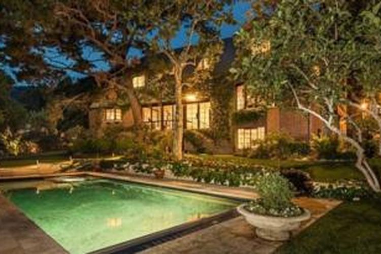 Rumah yang pernah ditempati Betty Grable, legenda Hollywood berkaki indah.