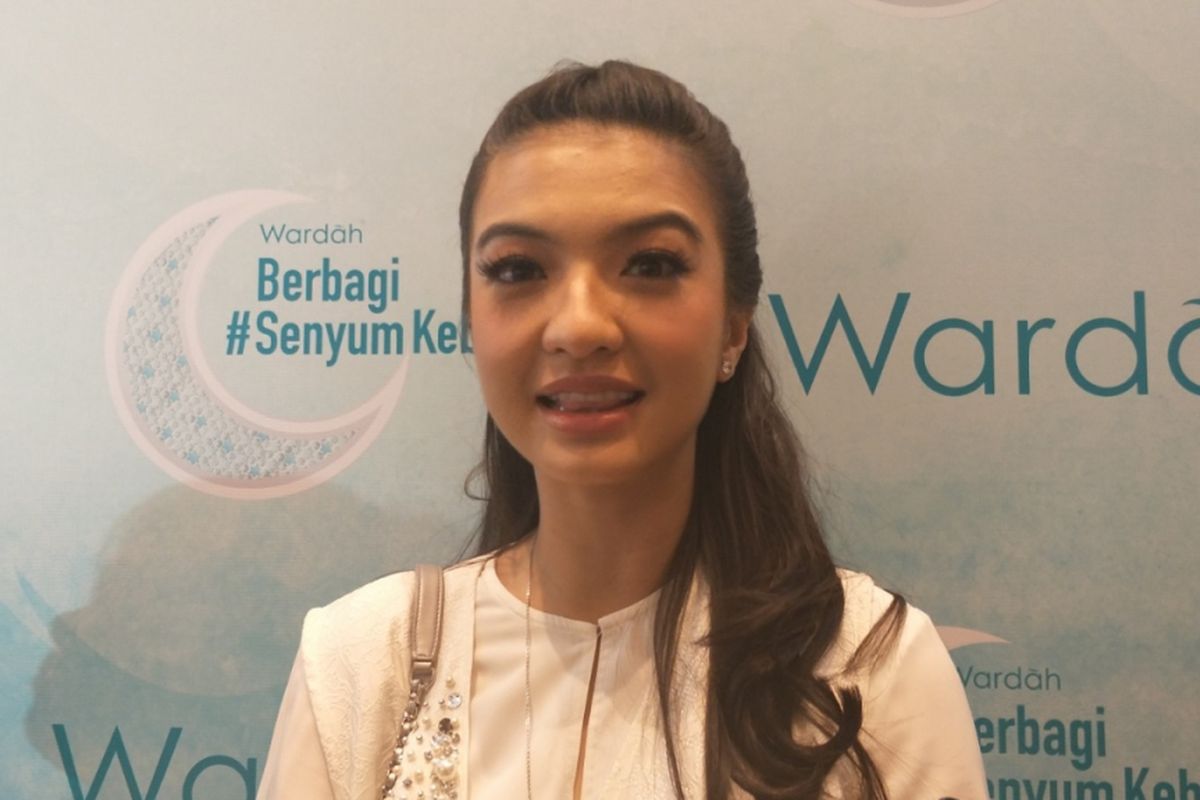 Raline Shah di sela acara Wardah #BerbagiSenyumKebaikan di Sasana Kriya, TMII, Jakarta Timur, Rabu (30/5/2018).