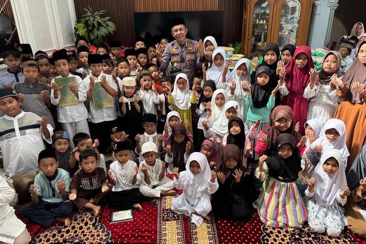 Langkah Sunyi Kompol Jajang: Menjadi Ayah bagi Ratusan Anak Yatim di Pelosok Banten