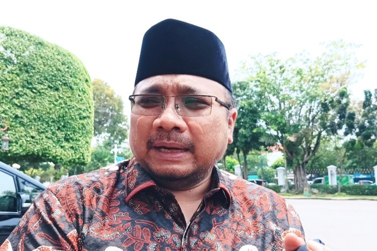 Menteri Agama (Menag) Yaqut Cholil Qoumas di Kompleks Istana Kepresidenan, Jakarta, Jumat (24/3/2023).
