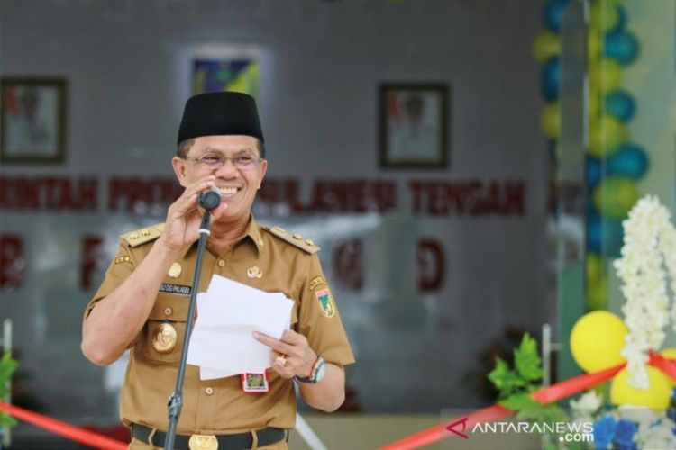 Arsip-Wakil Gubernur Sulteng Rusli Dg Palabbi menyampaikan sambutan sekaligus meresmikan gedung baru Kantor BPSDM Sulteng, di Palu. 