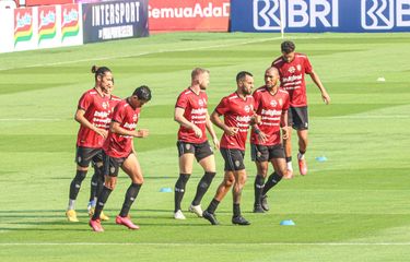 Skuad Bali United saat berlatih jelang menghadapi Persik Kediri pada laga perdana Liga 1 2021, Kamis (26/8/2021). Laga Bali United vs Persik akan menjadi pembuka laga Liga 1 2021 pada Jumat (27/8/2021).