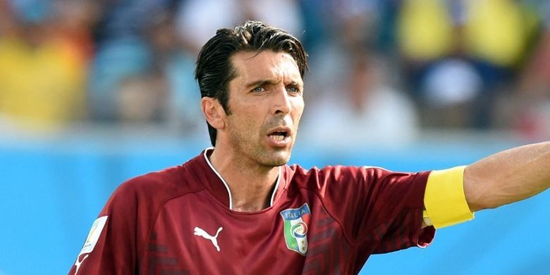 Foto: 5 Pemain Top yang Jadi Magnet di Serie B Liga Italia Musim 2022 / 2023,  Buffon dan Fabregas Paling Mentereng - Dunia