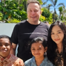 Berprestasi di Bidang Matematika, Siswi SD Asal Banyuwangi Ini Bertemu Elon Musk di Bali