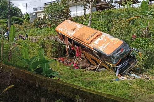 Bus Angkut Wisatawan di Pacung, Bali, Tabrak 10 Kendaraan dan Pejalan Kaki, 1 Orang Tewas
