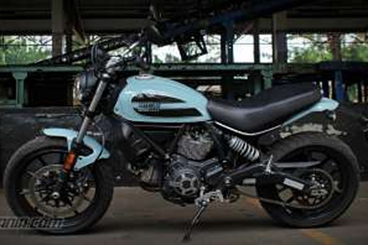 Ducati Scrambler Sixty2 400 cc