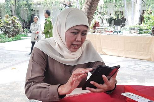 Khofifah Diduga Beri Sinyal Dukungan untuk Prabowo-Gibran