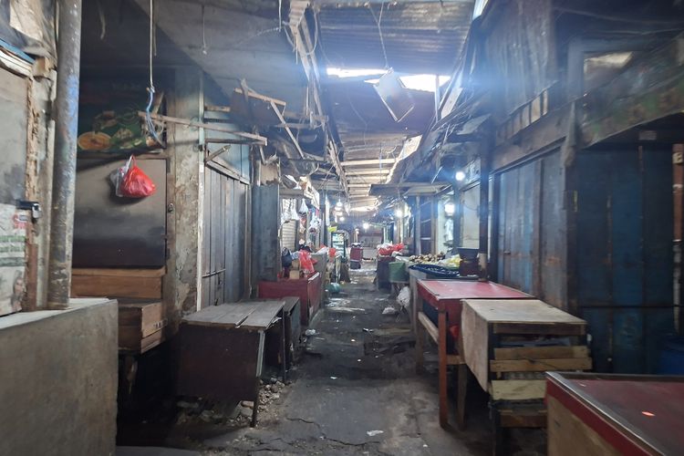 Pedagang Keluhkan Pasar Serdang Jakpus Gelap, Pengap, dan Rawan Bocor: Pembeli Jadi Sepi