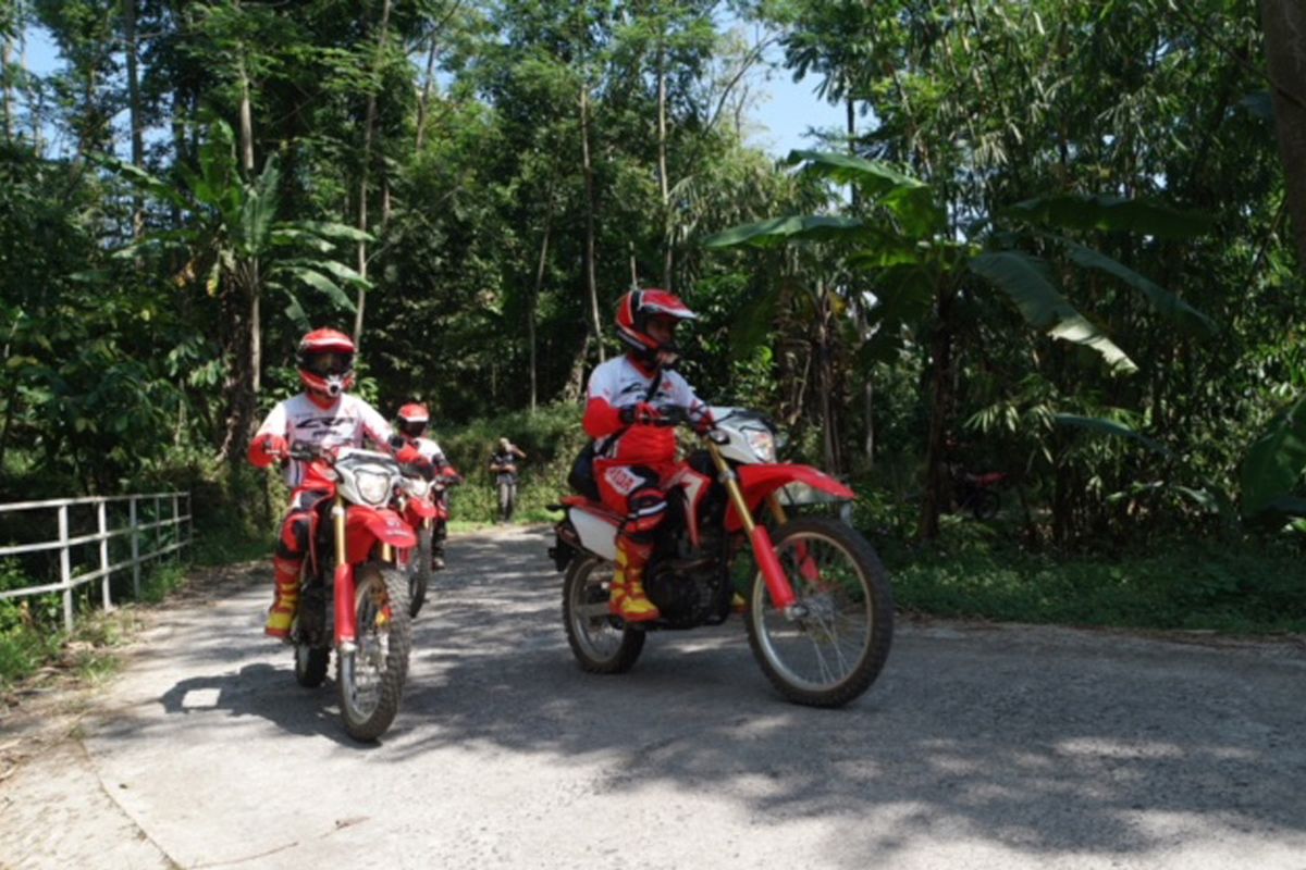 Kegiatan Terabas bersama Honda CRF150L