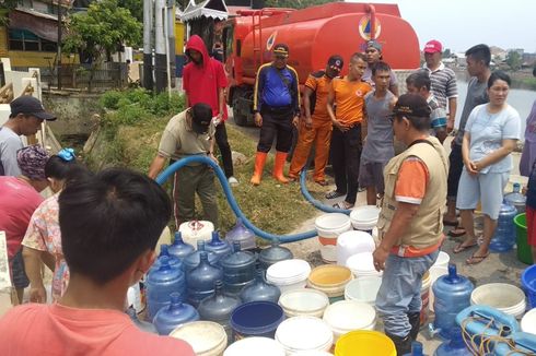 Cerita Warga yang Kekeringan, Terpaksa Mandi ke Sungai yang Airnya Bercampur Kotoran