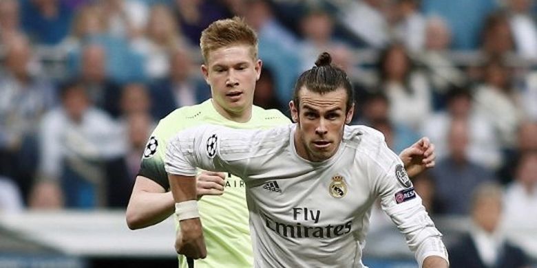 Gareth Bale dibayang-bayangi Kevin De Bruyne pada laga Real Madrid vs Manchester City di leg kedua semifinal Liga Champions 2015-2016 yang digelar di Santiago Bernabeu, tanggal 4 Mei 2016.