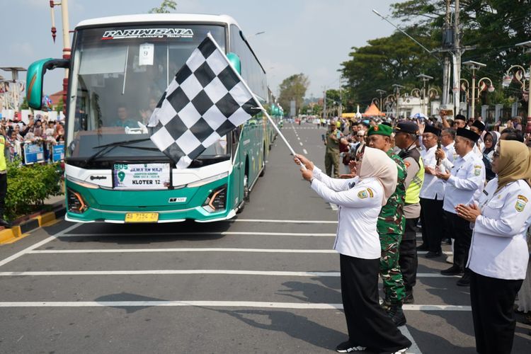 Chandra Berangkat Haji pada Usia 18 Tahun dan Jadi Jemaah Termuda asal Kebumen, Daftar sejak Umur 12 Tahun