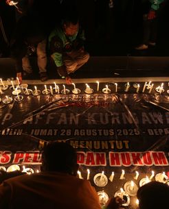 Setahun Kematian Affan Kurniawan yang Dilindas Rantis Brimob...