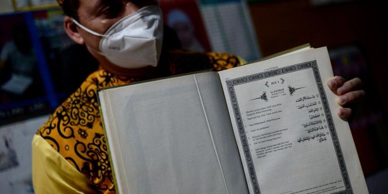 Kisah Damanhuri Penerjemah Al Quran Ke Bahasa Dayak Kanayatn Halaman All Kompas Com