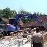 Suami Ketahuan Selingkuh, Pasutri Sepakat Robohkan Rumah yang Dibangun Istri Selama Jadi TKW