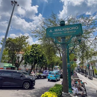 Ilustrasi Malioboro, Yogyakarta. Khusus untuk Jalan Malioboro, kepolisian akan mulai melakukan sterilisasi kendaraan pukul 18.00 WIB saat malam tahun baru.