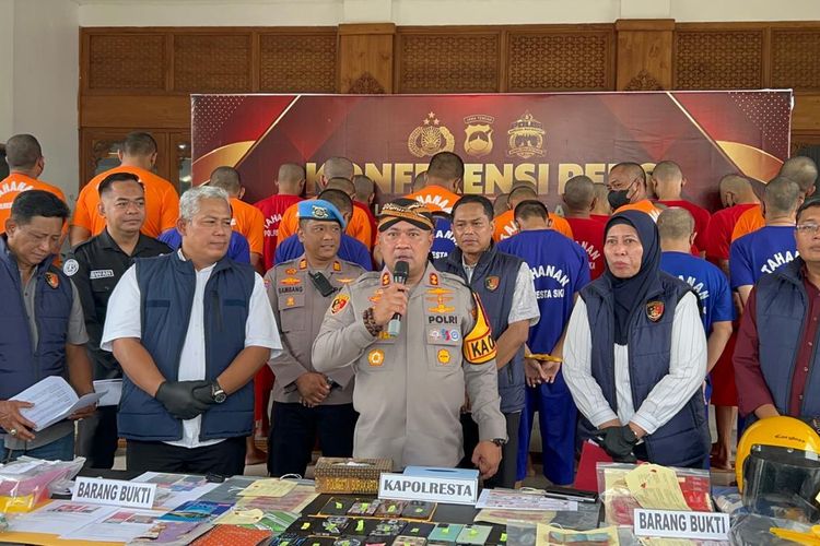 Polisi Bongkar Prostitusi Online Anak di Solo, 14 Tersangka Punya Peran Berbeda
