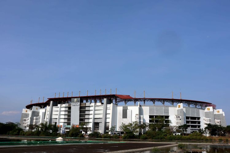 Stadion Gelora Bung Tomo Surabaya.