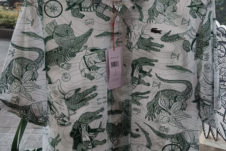 Koleksi Lacoste x Netflix di Pop up Store Senayan City