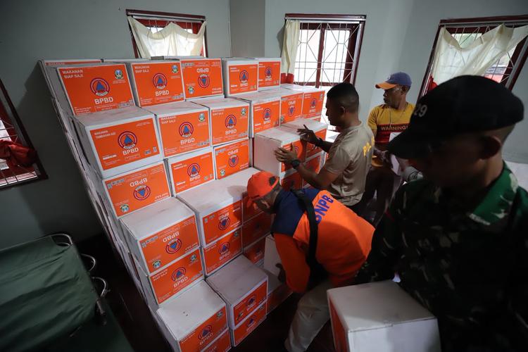Masih Kurang Logistik di NTT, Kepala BNPB: Distribusi Terus Berjalan ke Wilayah Terisolasi