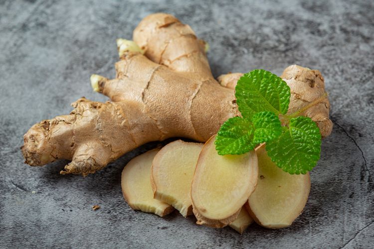 Bagaimana cara Anda meredakan mual? Sejumlah makanan atau minuman dapat menjadi obat alami untuk membantu Anda meredakan mual.