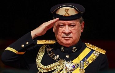 Reaksi Rakyat Malaysia atas Penobatan Sultan Ibrahim Iskandar ...
