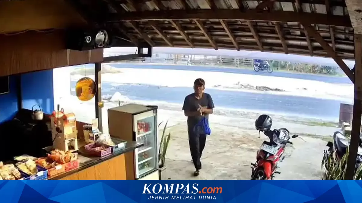 Maling di Tuban Terekam CCTV Seperti Baca Jampi-jampi Sebelum Curi Tas Korban