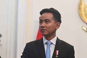 Gibran di MK: Membaca Secara Antropologis