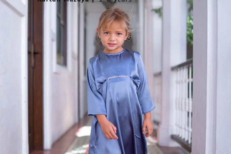 Mazaya Kaftan dari merek Mirtakids, model baju Lebaran 2024 anak perempuan
