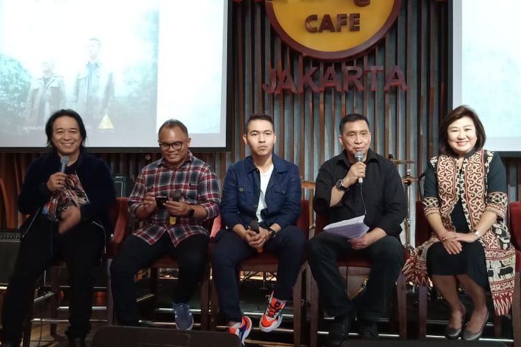 Badai Eks Kerispatih dan Rando Sembiring dalam peluncuran singel terbaru Cinta Jangan Pergi.