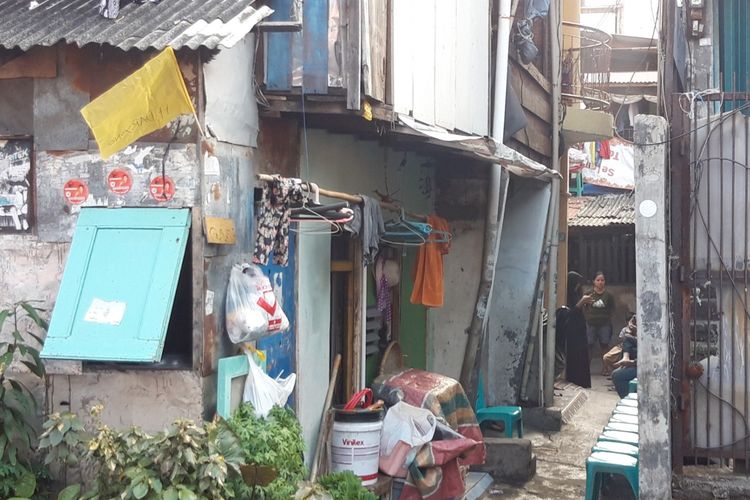 Rumah duka Daryono (70), salah satu korban kecelakaan maut tol Cipali. Di Johar Baru, Jakarta Pusat, Senin (17/6/2019)