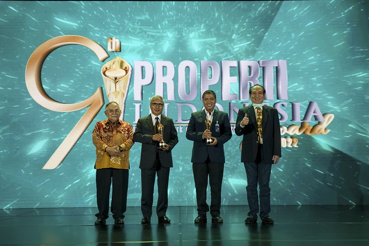 Budiarsa Sastrawinata terpilih sebagai tokoh properti tahun ini dengan menyabet penghargaan Figure of The Year yang diberikan penerbit Majalah Properti Indonesia.