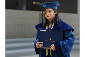 Kisah Jessie Usia 25 Tahun Jadi Doktor ITB, Dapat Predikat Summa Cumlaude